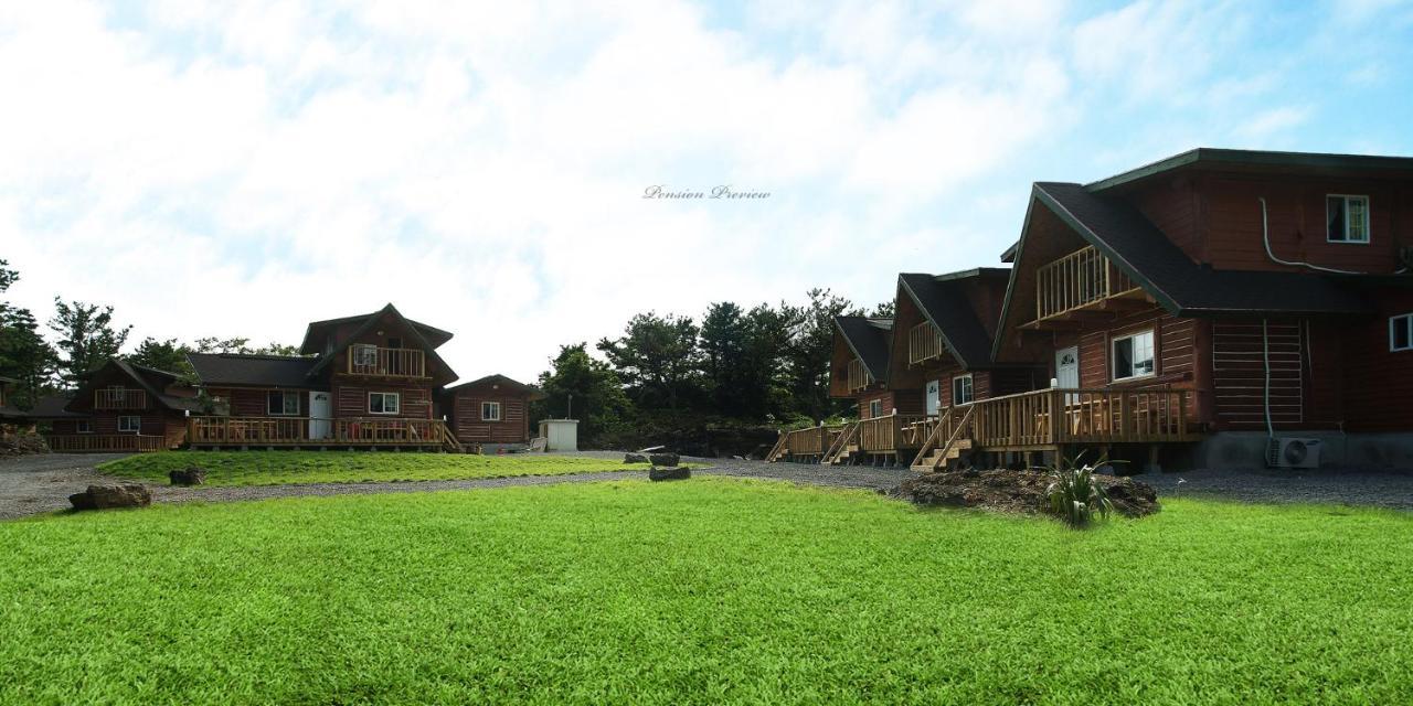 Jeju Joa Log Pension Сеогвипо Екстериор снимка